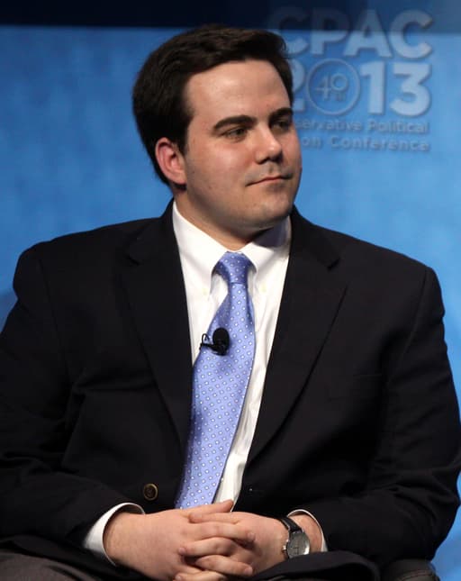 Robert Costa