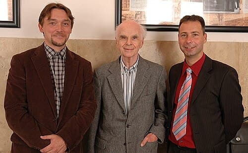 Alexander Laszlo,“The Past