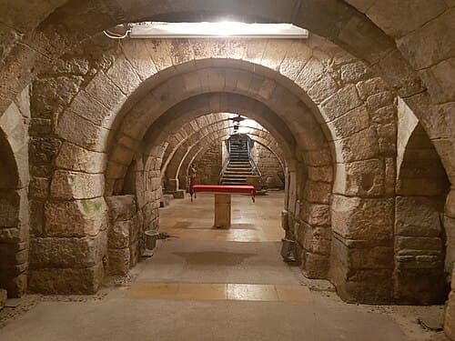 Crypt