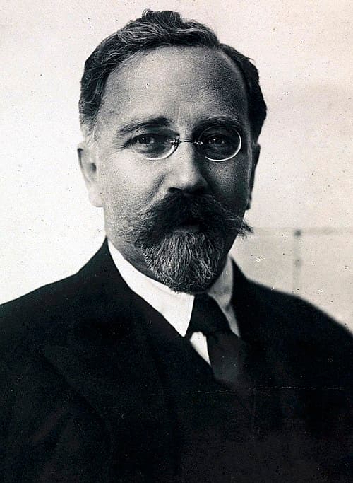 Lev Kamenev